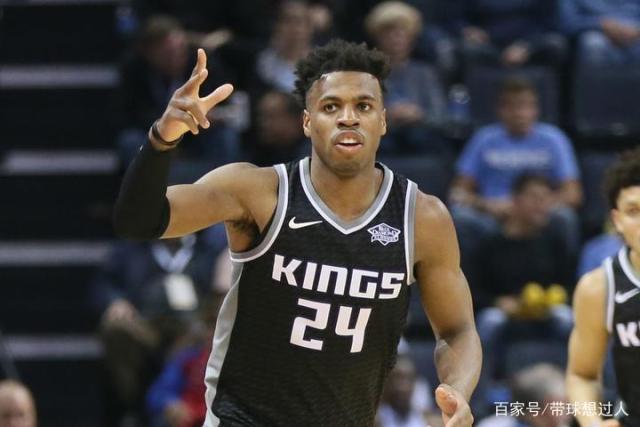 王哲林31+14刘铮16分 上海力克浙江总比分2-2